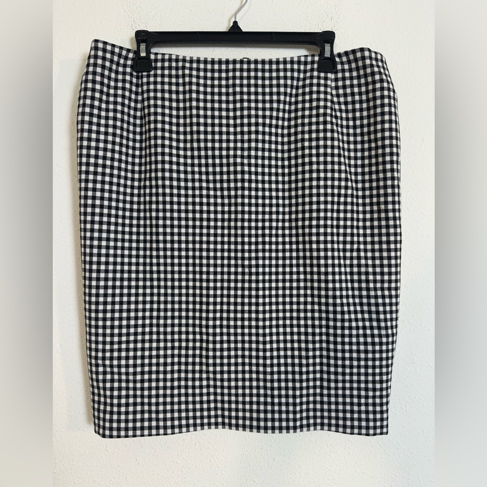 Akris punto Black and White Gingham Pencil Skirt